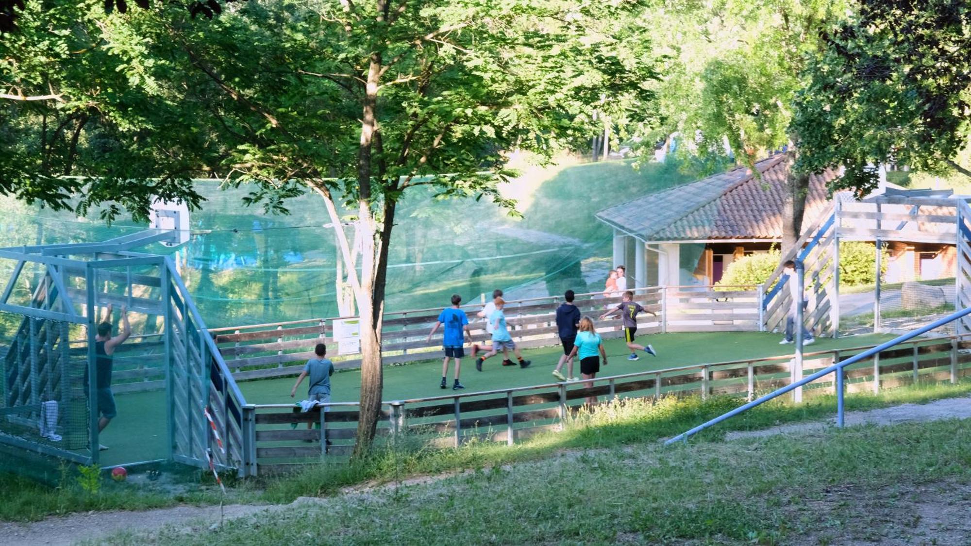Camping Le Couriou Recoubeau-Jansac Esterno foto