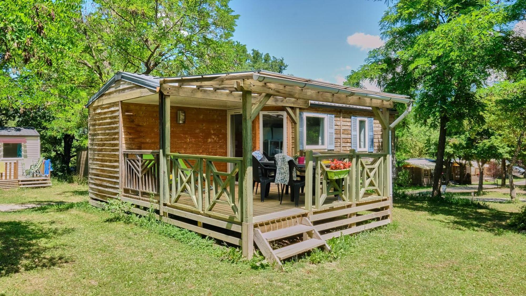Camping Le Couriou Recoubeau-Jansac Esterno foto