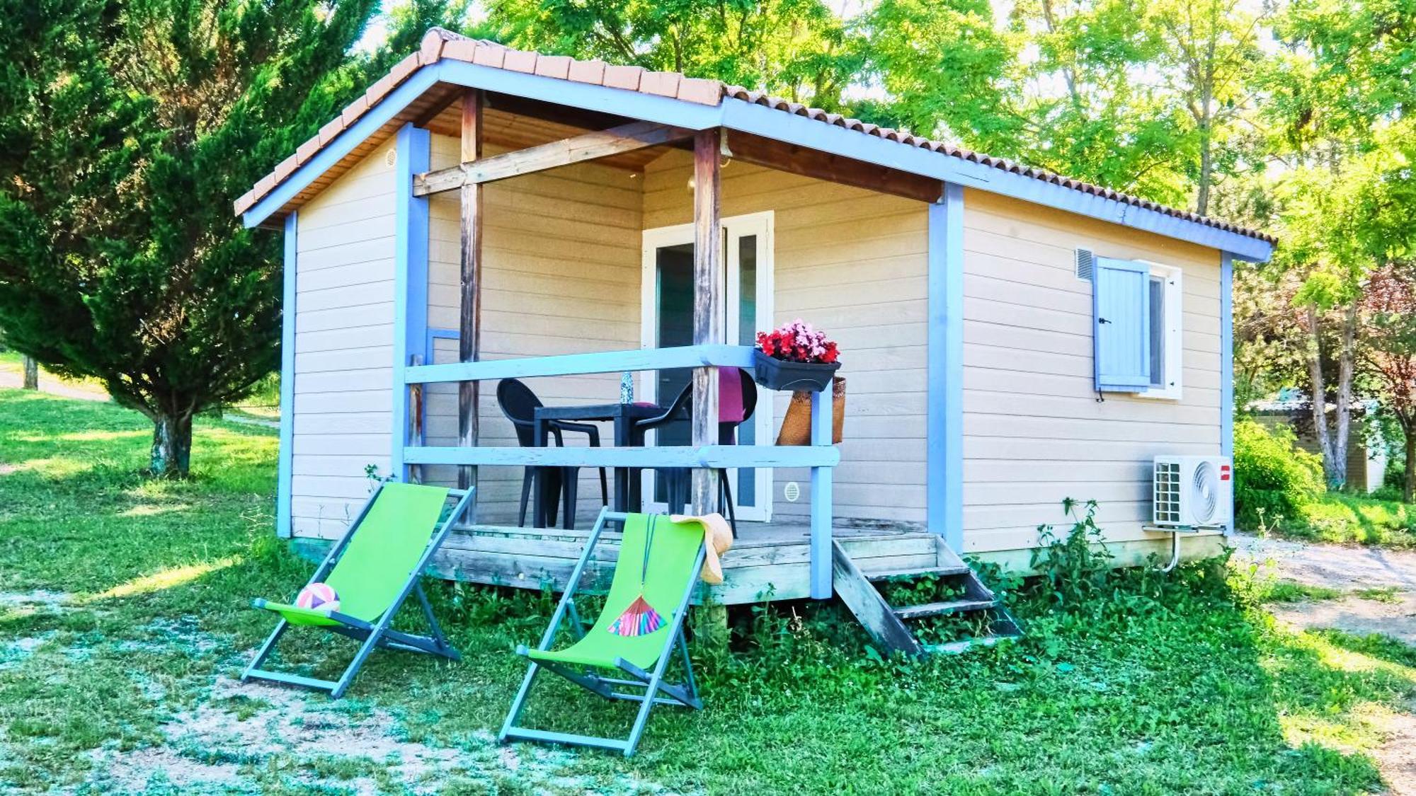 Camping Le Couriou Recoubeau-Jansac Esterno foto