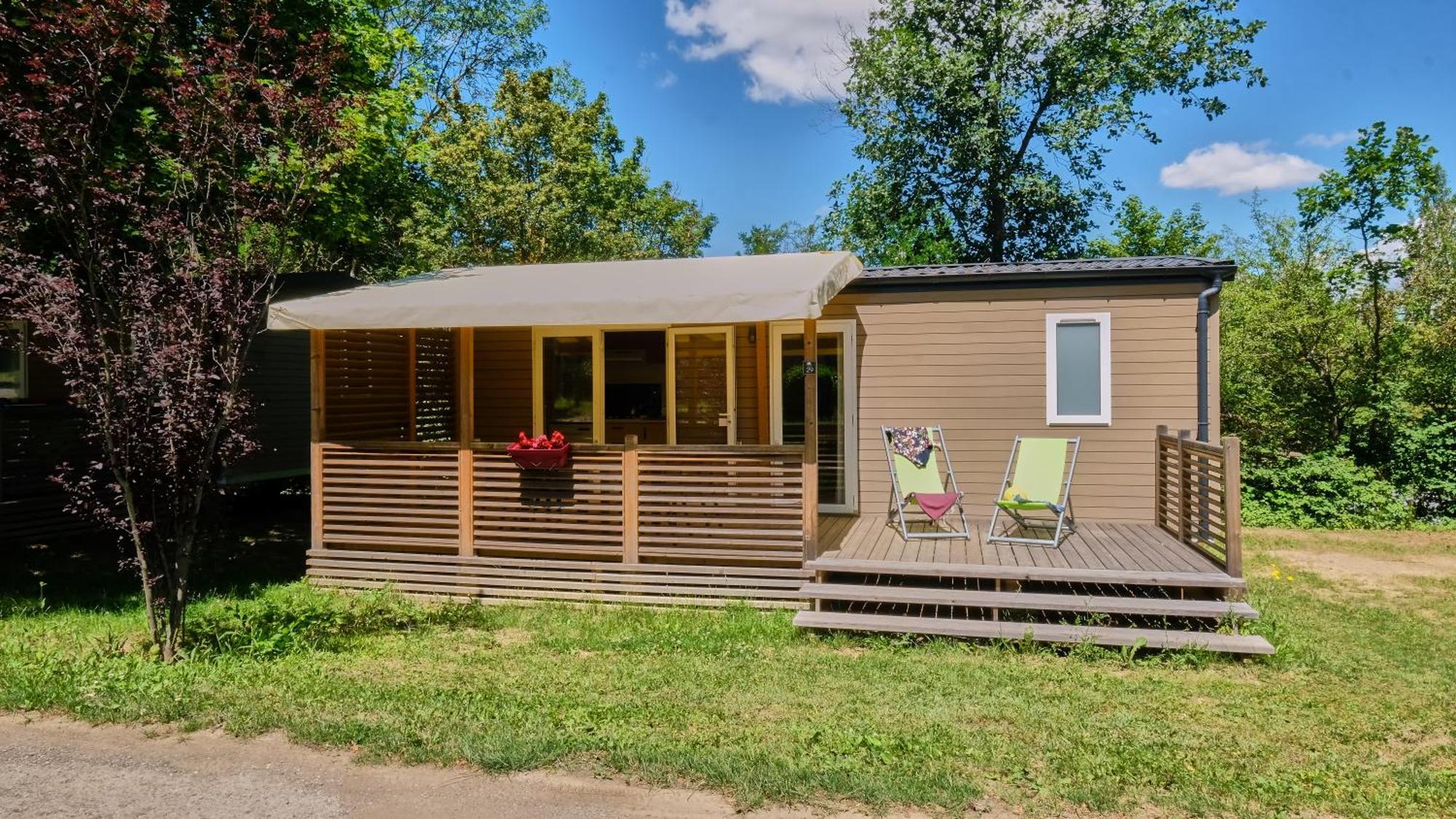 Camping Le Couriou Recoubeau-Jansac Esterno foto